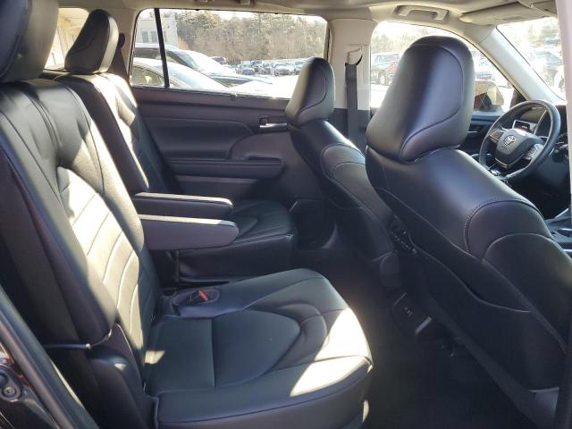 Photo 11 from auction – 2021 TOYOTA HIGHLANDER with VIN 5TDGZRBH8MS160528
