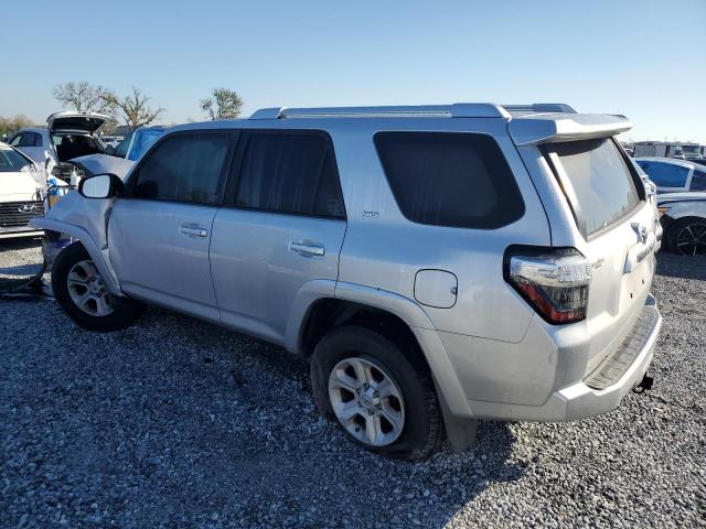 Photo 2 from auction – 2014 TOYOTA 4RUNNER SR with VIN JTEZU5JR8E5077940