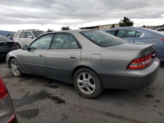 Photo 2 from auction – 2000 LEXUS ES 300 with VIN JT8BF28G3Y0287980