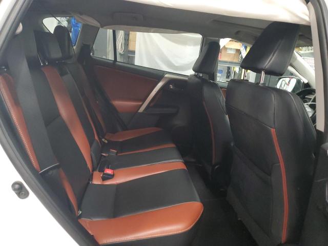 Photo 11 from auction – 2015 TOYOTA RAV4 LIMIT with VIN 2T3DFREV4FW238222