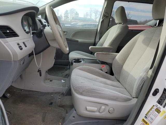 Photo 7 from auction – 2013 TOYOTA SIENNA LE with VIN 5TDKK3DC4DS379032
