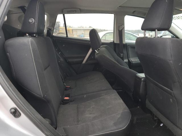Photo 11 from auction – 2017 TOYOTA RAV4 XLE with VIN 2T3RFREV3HW611095