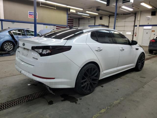 Снимка 3 от търг – 2012 KIA OPTIMA SX с VIN 5XXGR4A64CG047890