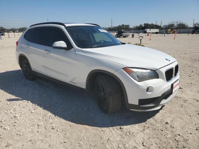 Photo 4 from auction – 2015 BMW X1 SDRIVE2 with VIN WBAVM1C51FV316118