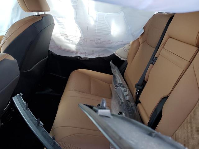 Photo 10 from auction – 2023 LEXUS RX 350 PRE with VIN JTJCHMAAXP2006579