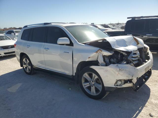 Photo 4 from auction – 2013 TOYOTA HIGHLANDER with VIN 5TDYK3EHXDS105192