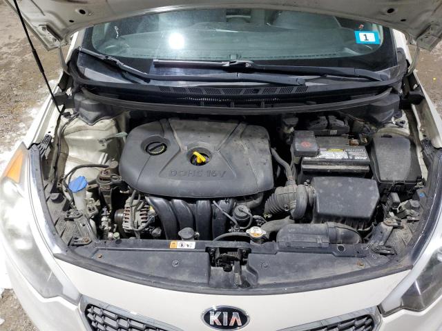 Photo 11 from auction – 2015 KIA FORTE LX with VIN KNAFK4A64F5291416