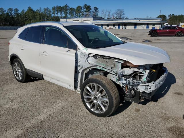 Photo 4 from auction – 2016 LINCOLN MKC RESERV with VIN 5LMCJ3C97GUJ16121