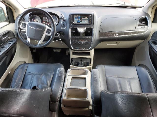 Photo 8 from auction – 2015 CHRYSLER TOWN & COU with VIN 2C4RC1BG5FR564840