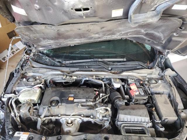 Photo 11 from auction – 2018 HONDA CIVIC EX with VIN 19XFC2F73JE009415