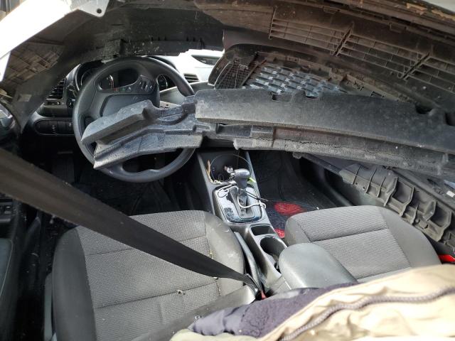 Photo 8 from auction – 2017 KIA FORTE LX with VIN 3KPFK4A74HE118840