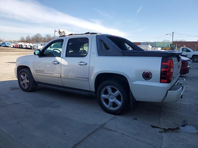 Photo 2 from auction – 2011 CHEVROLET AVALANCHE with VIN 3GNTKGE37BG226965