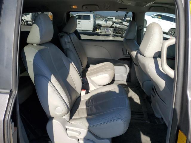 Photo 11 from auction – 2014 TOYOTA SIENNA XLE with VIN 5TDYK3DCXES511402