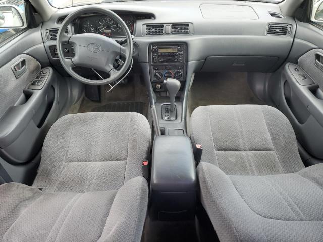 Photo 8 from auction – 2001 TOYOTA CAMRY CE with VIN 4T1BG22K21U780748