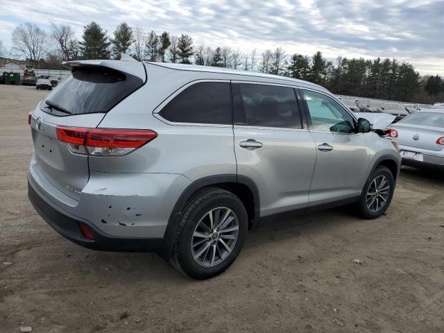 Photo 3 from auction – 2019 TOYOTA HIGHLANDER with VIN 5TDJZRFH5KS718574