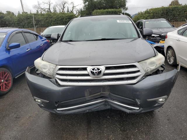 Photo 5 from auction – 2013 TOYOTA HIGHLANDER with VIN 5TDDK3EH4DS185233