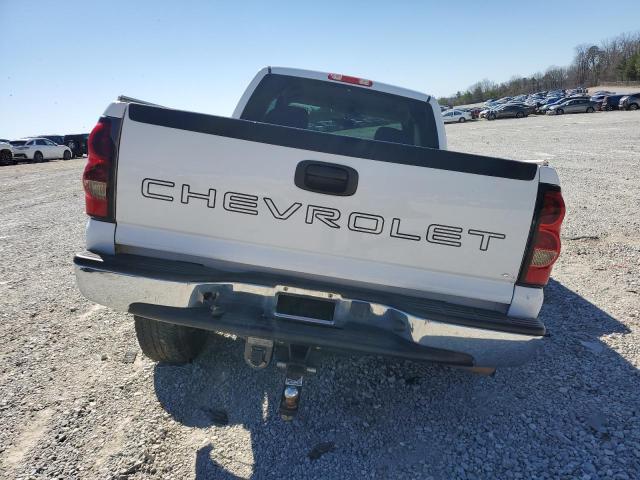 Photo 6 from auction – 2004 CHEVROLET SILVERADO with VIN 1GCEK19T34E175211
