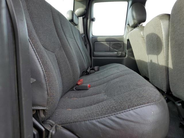 Photo 10 from auction – 2004 CHEVROLET SILVERADO with VIN 1GCEC19V34E269054