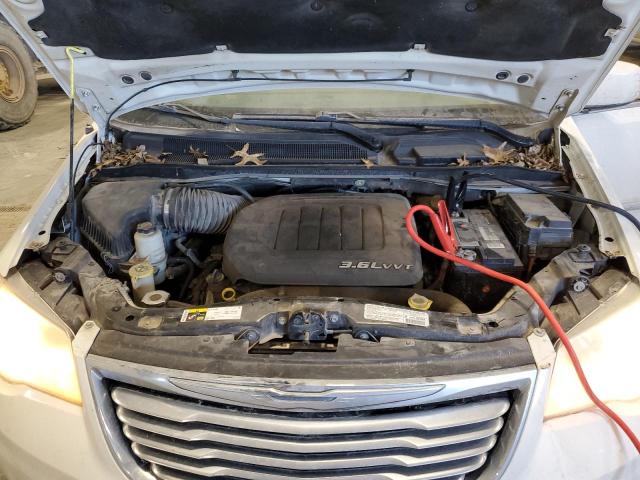 Photo 12 from auction – 2013 CHRYSLER TOWN & COU with VIN 2C4RC1BG1DR657934