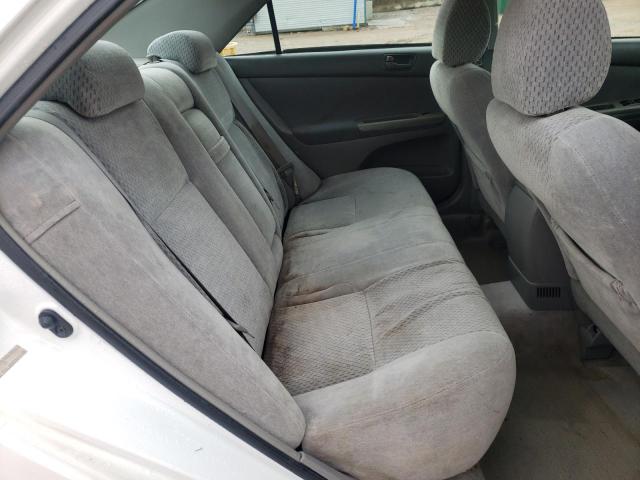 Photo 10 from auction – 2004 TOYOTA CAMRY LE with VIN 4T1BE32K44U286505