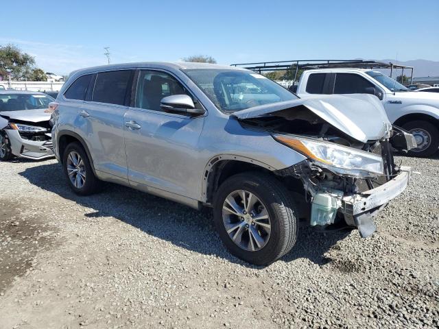 Photo 4 from auction – 2015 TOYOTA HIGHLANDER with VIN 5TDZKRFH6FS060700