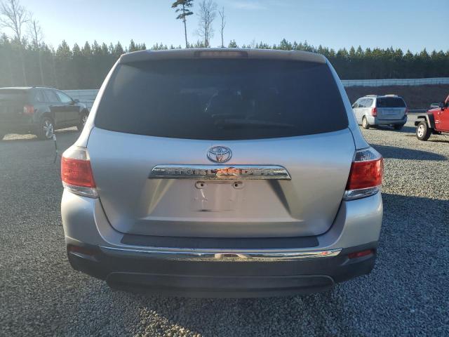 Photo 6 from auction – 2011 TOYOTA HIGHLANDER with VIN 5TDZA3EH2BS012395