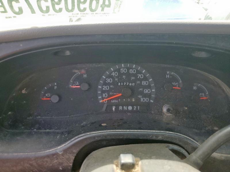 Photo 9 from auction – 2001 FORD ECONOLINE with VIN 1FBSS31L21HA40360