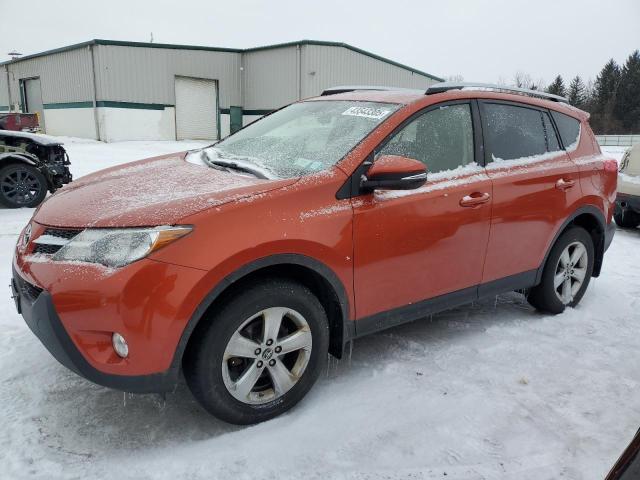 TOYOTA RAV4 XLE 2015 with VIN JTMRFREV8FJ048895 - Photo from auction