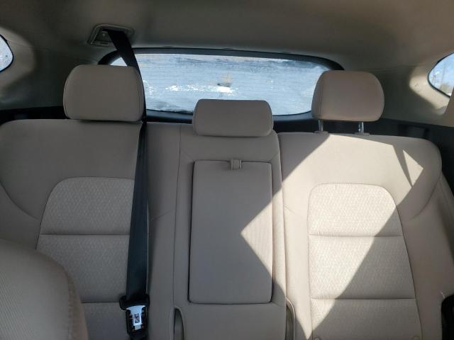 Photo 10 from auction – 2017 HYUNDAI TUCSON LIM with VIN KM8J3CA44HU564264