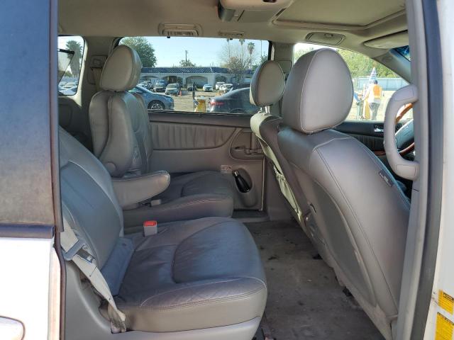 Photo 11 from auction – 2010 TOYOTA SIENNA XLE with VIN 5TDYK4CC5AS292575