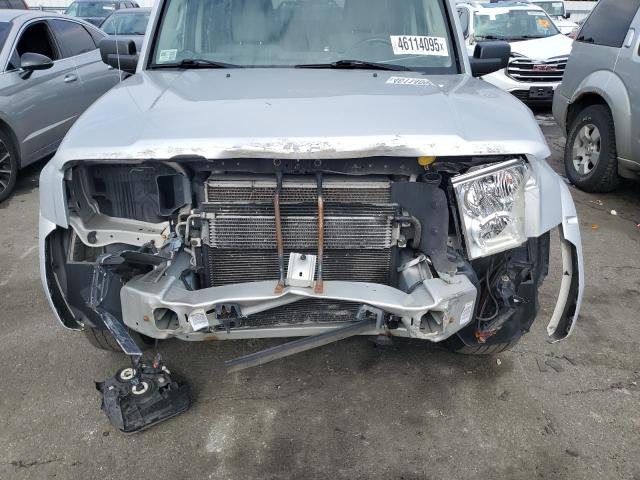 Photo 12 from auction – 2007 JEEP COMMANDER with VIN 1J8HG58297C547271