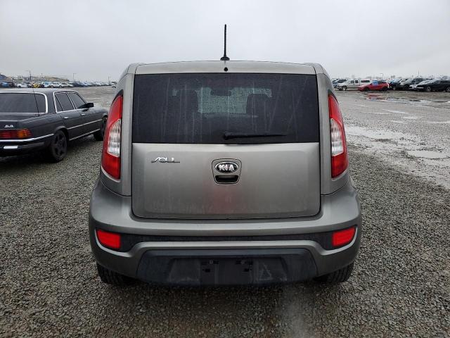 Photo 6 from auction – 2013 KIA SOUL with VIN KNDJT2A54D7611826