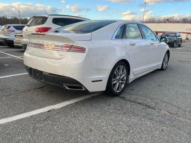 Photo 4 from auction – 2015 LINCOLN MKZ with VIN 3LN6L2GK5FR618763
