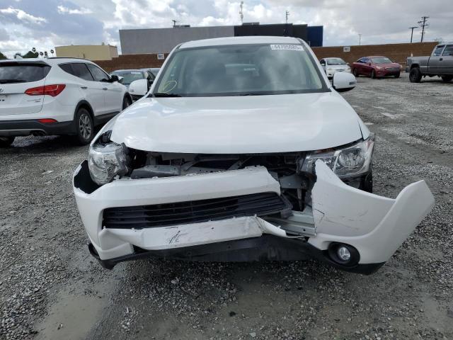 Photo 5 from auction – 2014 MITSUBISHI OUTLANDER with VIN JA4AD3A32EZ014868