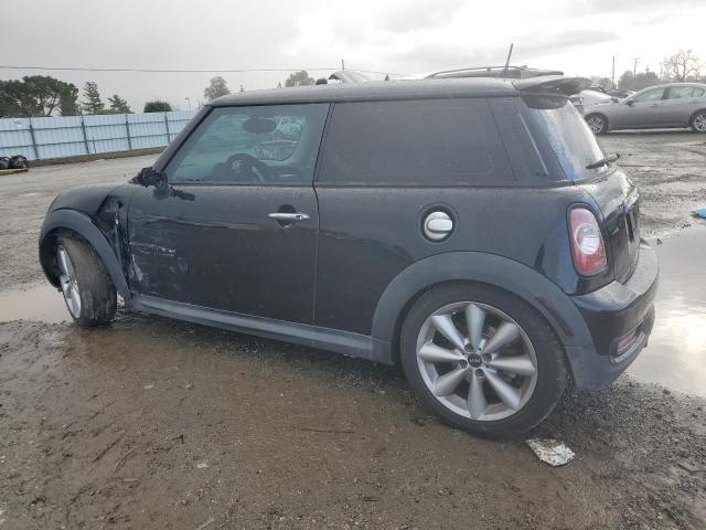 Photo 2 from auction – 2011 MINI COOPER S with VIN WMWSV3C58BTY24751