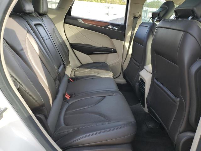 Photo 11 from auction – 2017 LINCOLN MKC SELECT with VIN 5LMCJ2C99HUL14436