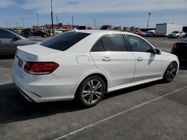 Photo 3 from auction – 2015 MERCEDES-BENZ E 250 BLUE with VIN WDDHF0EB2FB096194