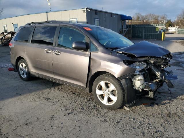 Photo 4 from auction – 2011 TOYOTA SIENNA LE with VIN 5TDKK3DC9BS038478
