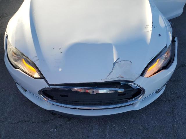 Photo 11 from auction – 2013 TESLA MODEL S with VIN 5YJSA1CNXDFP11442