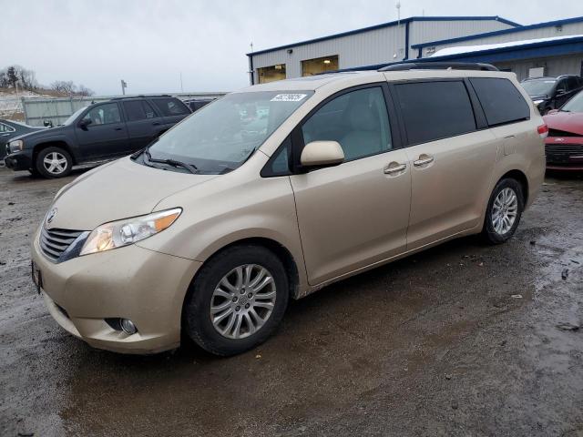 TOYOTA SIENNA XLE 2013 with VIN 5TDYK3DC9DS347879 - Photo from auction