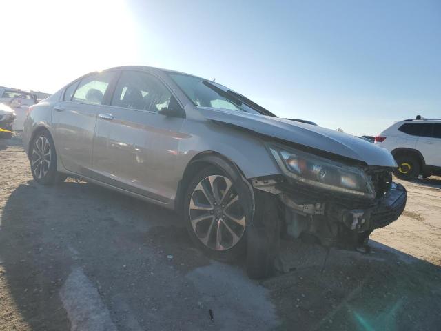 Photo 4 from auction – 2015 HONDA ACCORD SPO with VIN 1HGCR2F52FA058469
