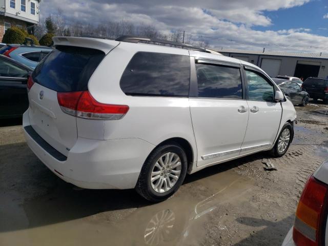 Photo 3 from auction – 2013 TOYOTA SIENNA XLE with VIN 5TDYK3DC6DS370102