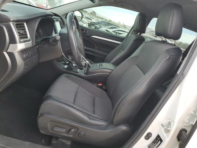 Photo 7 from auction – 2018 TOYOTA HIGHLANDER with VIN 5TDZZRFHXJS240640