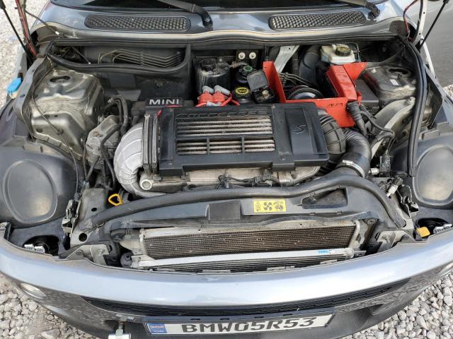 Photo 11 from auction – 2005 MINI COOPER S with VIN WMWRE33405TD96560