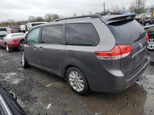 Photo 2 from auction – 2011 TOYOTA SIENNA XLE with VIN 5TDDK3DC5BS025817