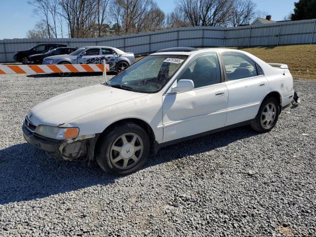 HONDA ACCORD EX 1994 with VIN JHMCD5654RC064683 - Photo from auction