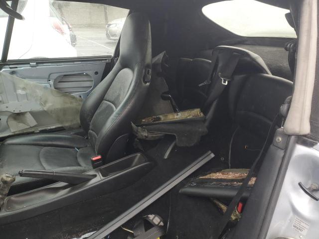 Photo 10 from auction – 1995 PORSCHE 911 CARRER with VIN WP0CA2996SS342955