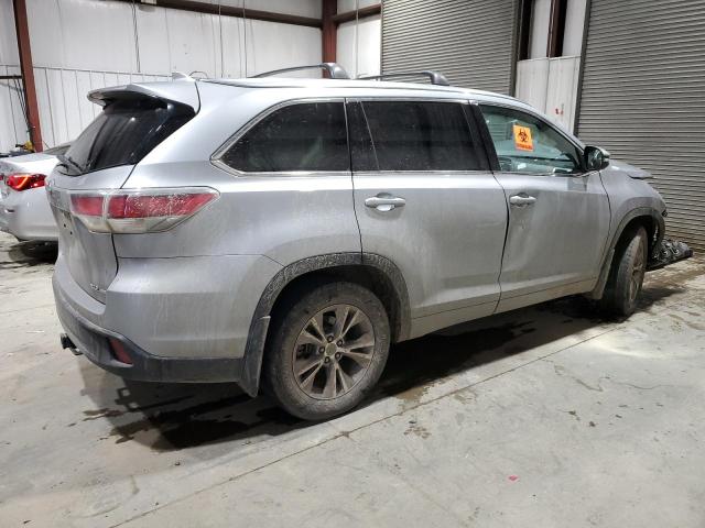 Photo 3 from auction – 2015 TOYOTA HIGHLANDER with VIN 5TDJKRFHXFS154592