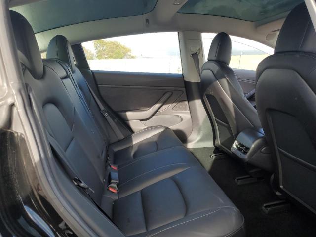 Photo 11 from auction – 2018 TESLA MODEL 3 with VIN 5YJ3E1EA7JF122671