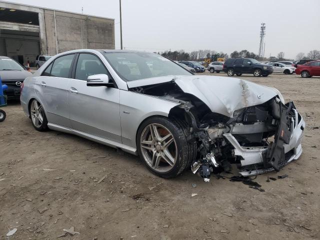 Photo 4 from auction – 2012 MERCEDES-BENZ E 550 4MAT with VIN WDDHF9BBXCA551965